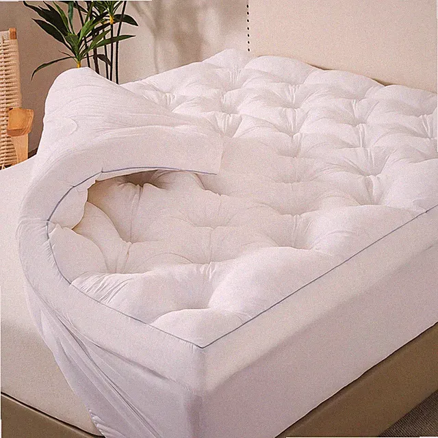 WhatsBedding 5 Inch Memory Foam Mattress Topper King Size, Supportive Fluffy Shr
